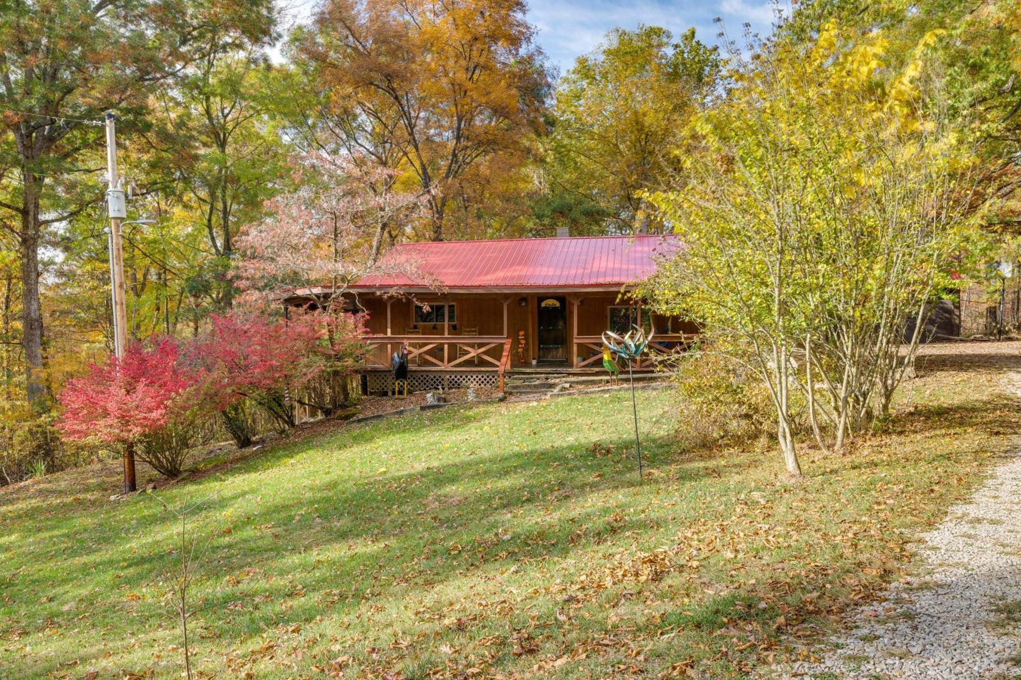 French Lick Getaway With Deck, Grill And Fire Pit! Villa Luaran gambar