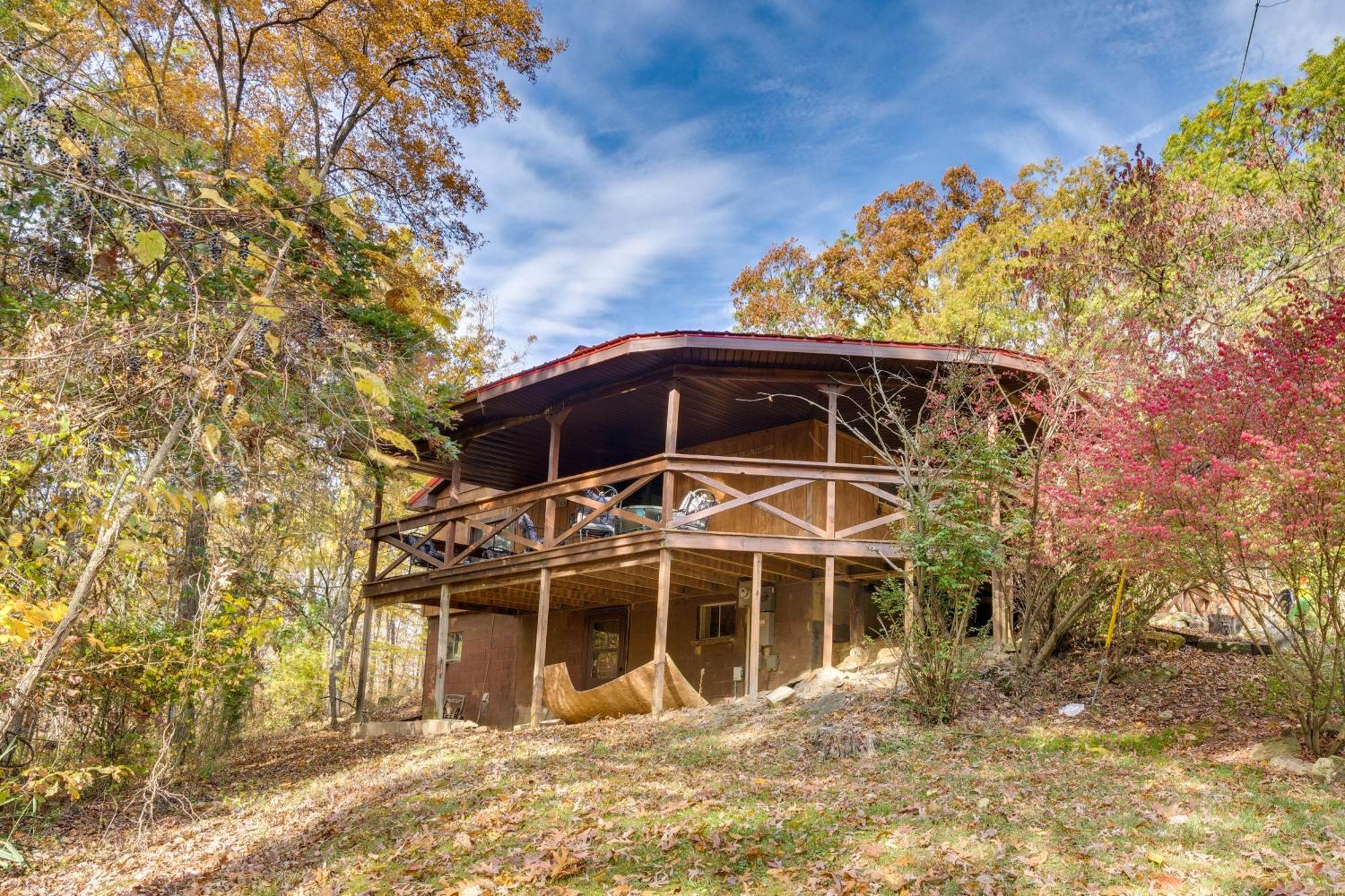 French Lick Getaway With Deck, Grill And Fire Pit! Villa Luaran gambar